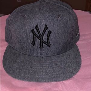 NY Yankees New Era *NEVER WORN*